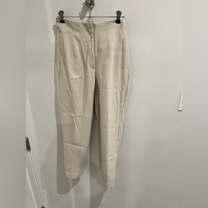 Zara ‘Pants with a High Waist’